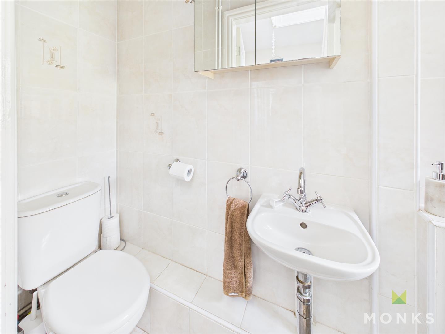 6 Monkmoor Avenue, Oswestry, SY11 2LD SSTC